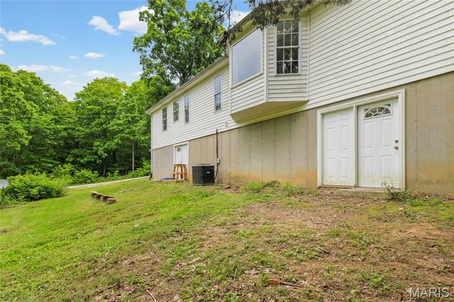 3416 Hodge Road, De Soto, MO 63020