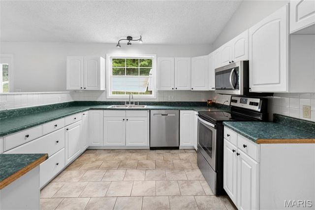 3416 Hodge Road, De Soto, MO 63020
