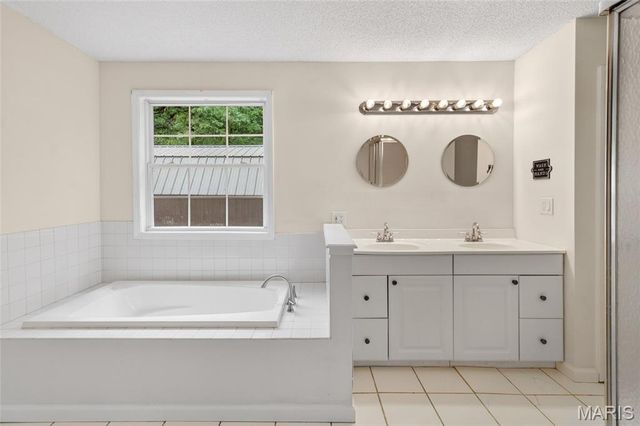 3416 Hodge Road, De Soto, MO 63020