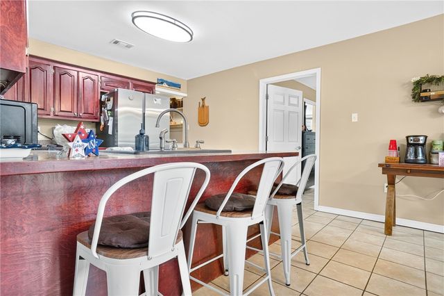328 Treeline Circle, Russellville, AR 72802