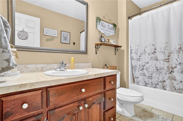 328 Treeline Circle, Russellville, AR 72802