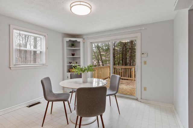 5 Rachel Court, Derry, NH 03038