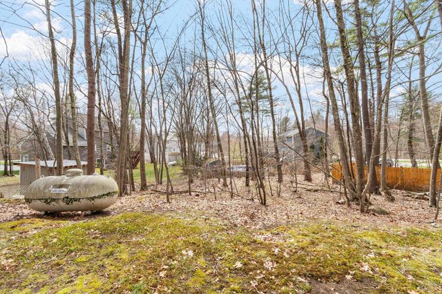 5 Rachel Court, Derry, NH 03038