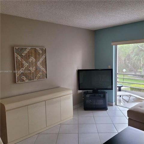 3774 Inverrary Blvd 206P, Lauderhill, FL 33319