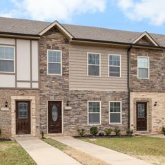 118 Whitman Xing, Clarksville, TN 37043
