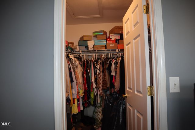 8640 Neuse Landing Lane 105, Raleigh, NC 27616