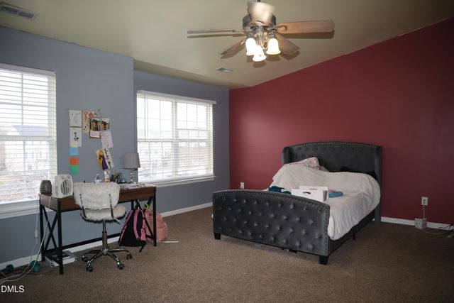 8640 Neuse Landing Lane 105, Raleigh, NC 27616