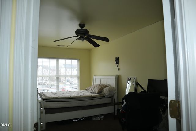 8640 Neuse Landing Lane 105, Raleigh, NC 27616