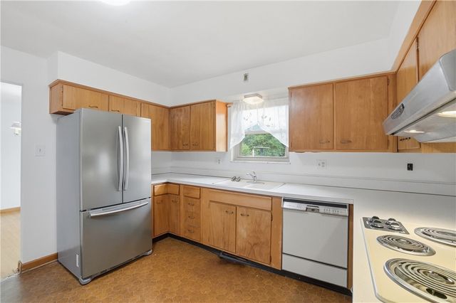 101 Winchcombe Drive, Washington Twp, OH 45459