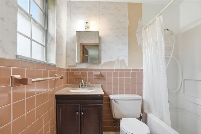 101 Winchcombe Drive, Washington Twp, OH 45459