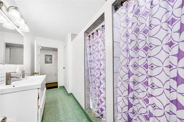 15003 Larch, Lawndale, CA 90260