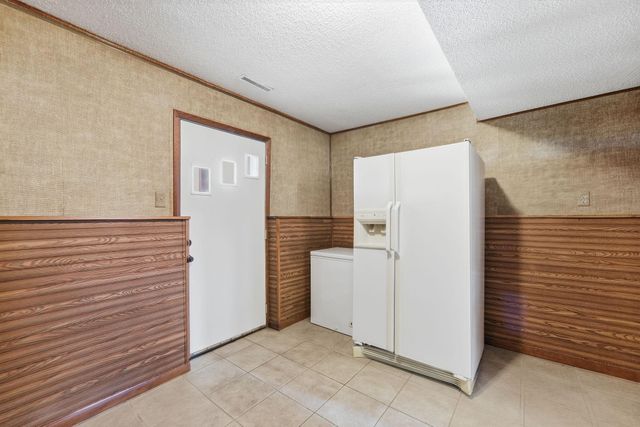 2227 Windsor Road, Saint Cloud, MN 56301