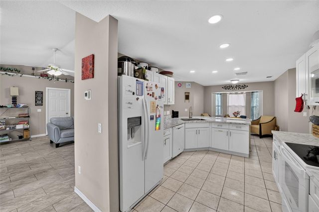 304 MARION OAKS COURSE, Ocala, FL 34473