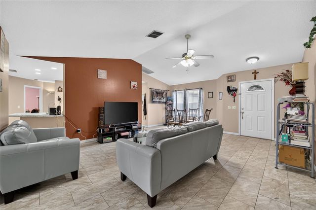 304 MARION OAKS COURSE, Ocala, FL 34473