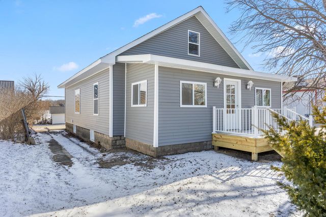 297 S Cass Street, Morley, MI 49336