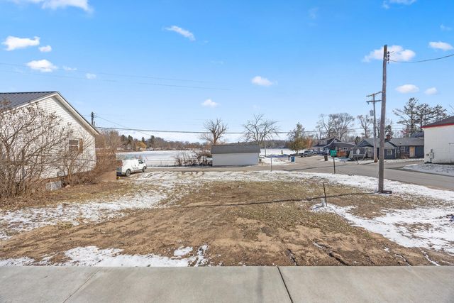 297 S Cass Street, Morley, MI 49336