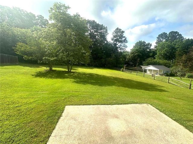 2743 Sam Calvin Drive, Dacula, GA 30019