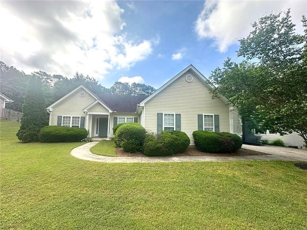 2743 Sam Calvin Drive, Dacula, GA 30019