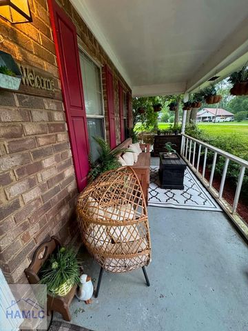139 Pamela Drive, Allenhurst, GA 31301