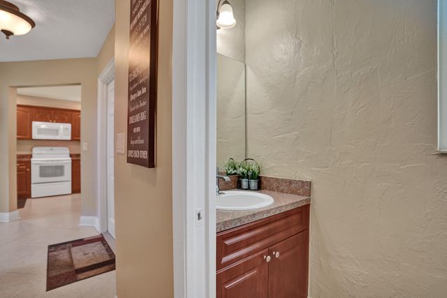 10474 Mateo Court, Boca Raton, FL 33498