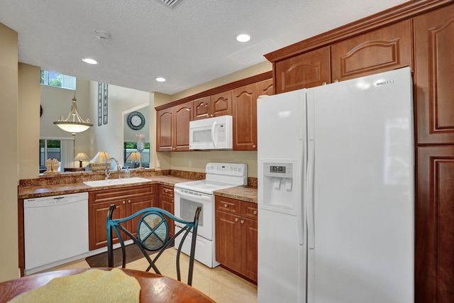 10474 Mateo Court, Boca Raton, FL 33498