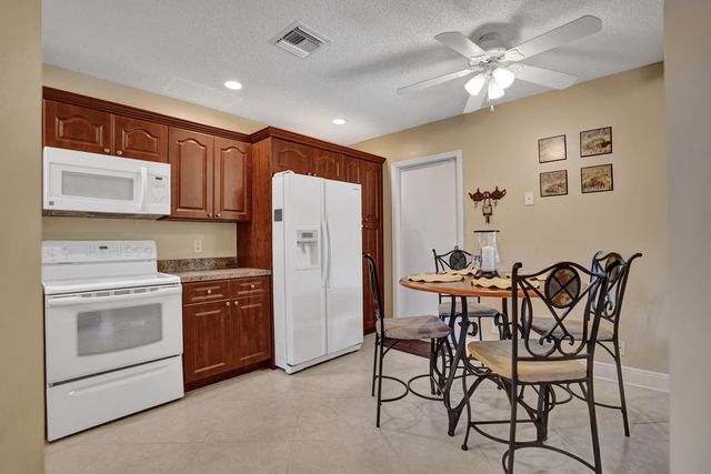 10474 Mateo Court, Boca Raton, FL 33498
