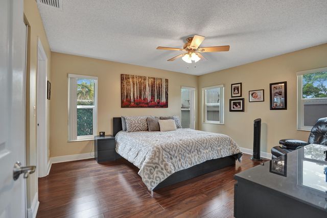 10474 Mateo Court, Boca Raton, FL 33498