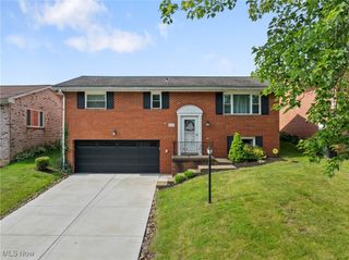 2630 Lafayette Boulevard, Steubenville, OH 43952