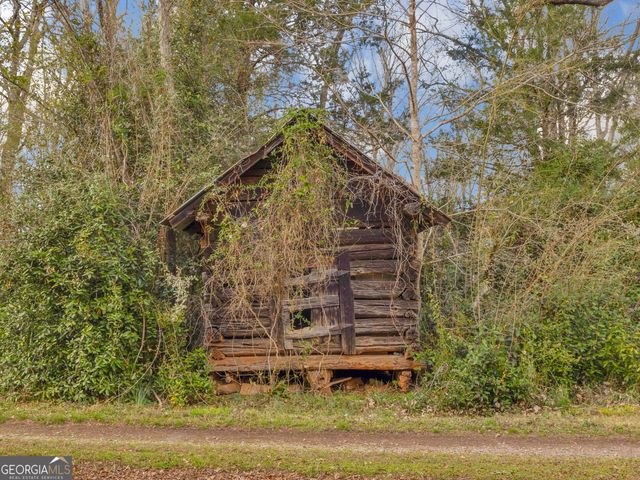 138 Lewis Road, Jackson, GA 30233