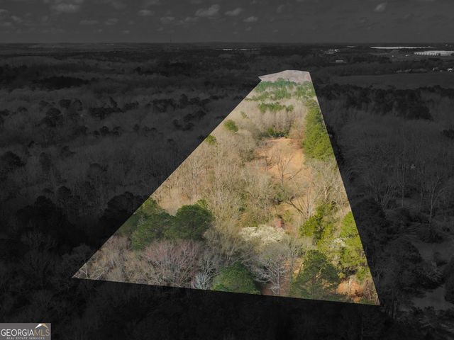 138 Lewis Road, Jackson, GA 30233