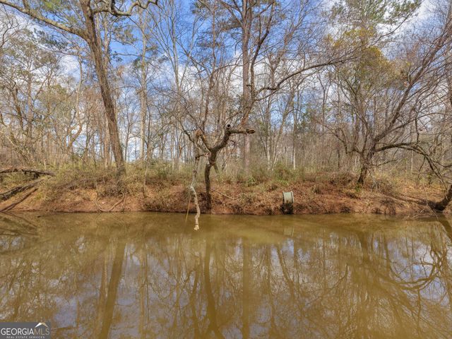 138 Lewis Road, Jackson, GA 30233