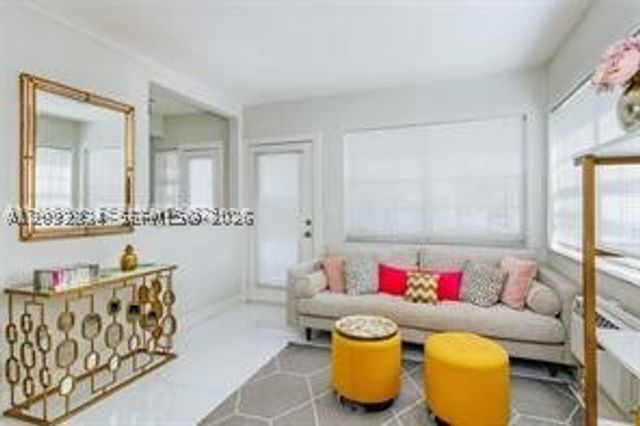 330 74th St 1, Miami Beach, FL 33141