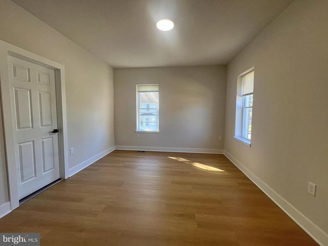 3347 AVONDALE AVE, Baltimore, MD 21215