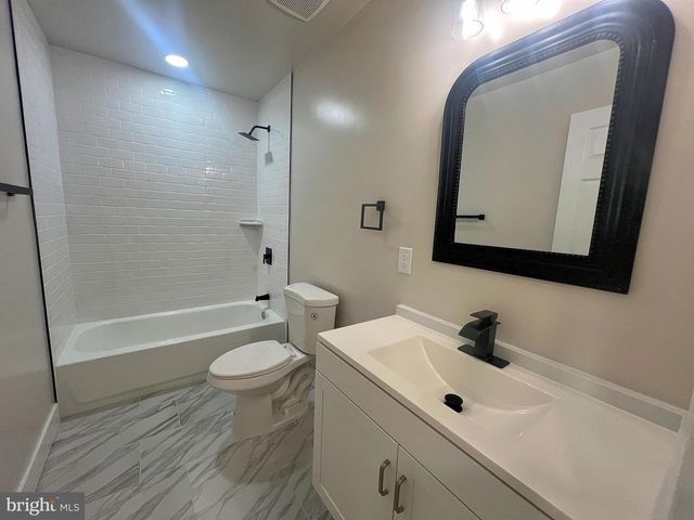 3347 AVONDALE AVE, Baltimore, MD 21215