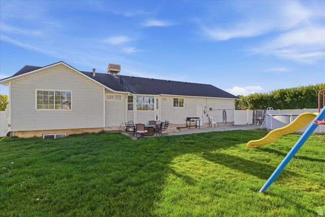 2185 S 2325 W, Syracuse, UT 84075