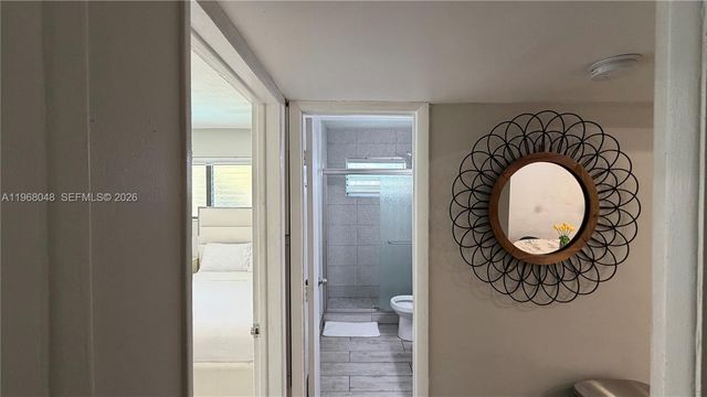 10004 E Bay Harbor Dr 10, Bay Harbor Islands, FL 33154