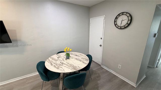 10004 E Bay Harbor Dr 10, Bay Harbor Islands, FL 33154