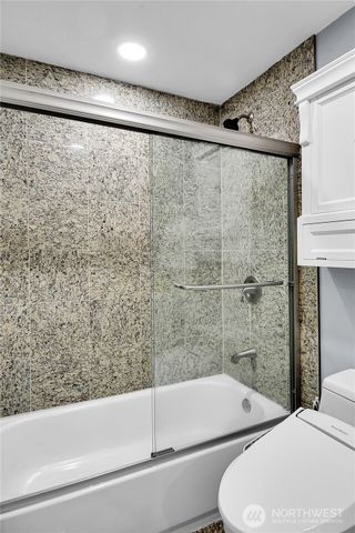 15836 43rd Avenue S, Tukwila, WA 98188