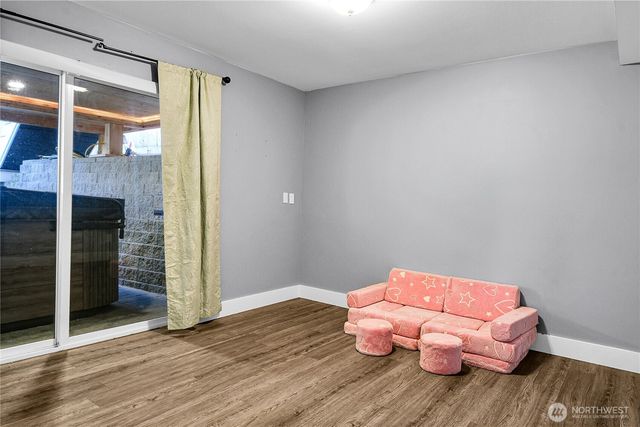15836 43rd Avenue S, Tukwila, WA 98188