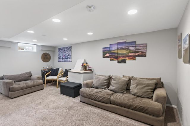 3341 Aquila Avenue S, Saint Louis Park, MN 55426