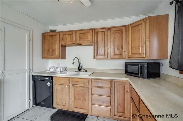 216 CRIBBON AVE, Cheyenne, WY 82007