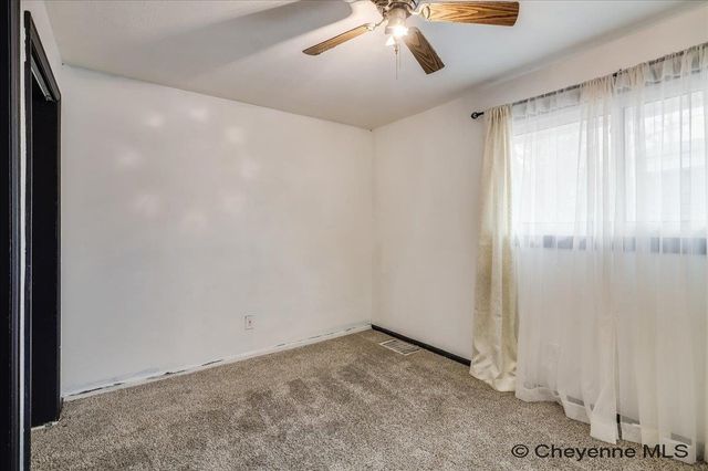 216 CRIBBON AVE, Cheyenne, WY 82007