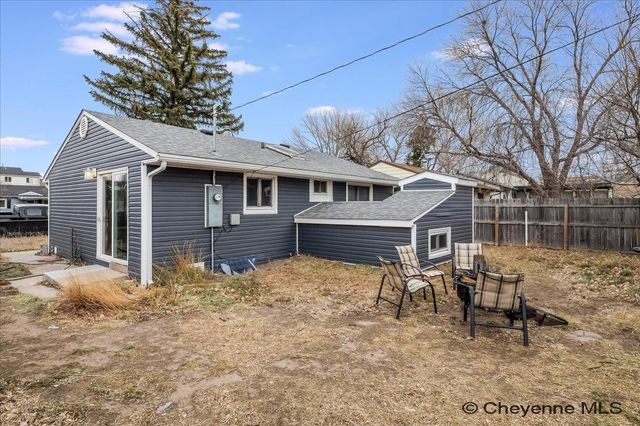 216 CRIBBON AVE, Cheyenne, WY 82007