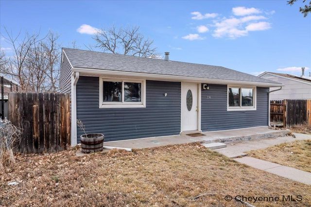 216 CRIBBON AVE, Cheyenne, WY 82007