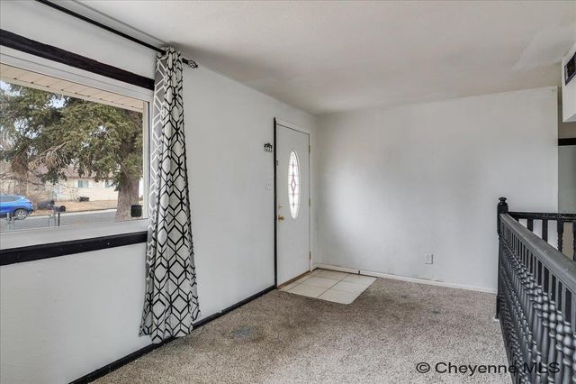 216 CRIBBON AVE, Cheyenne, WY 82007