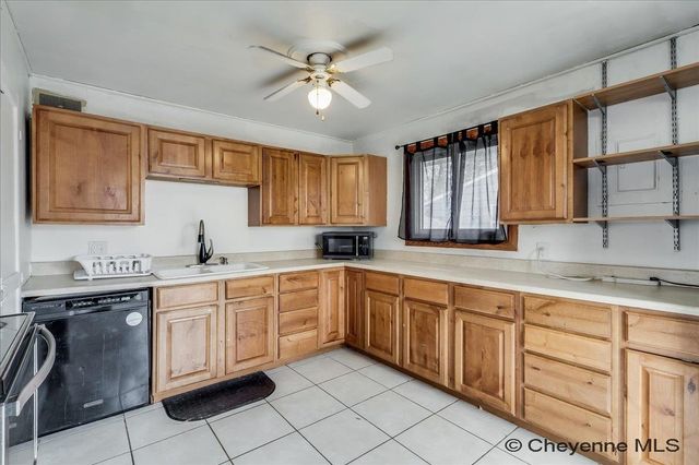 216 CRIBBON AVE, Cheyenne, WY 82007