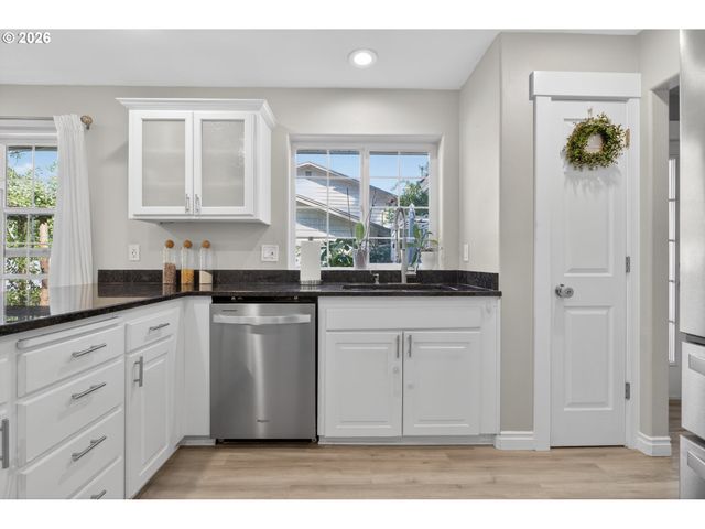 797 Nw WALLULA Ave, Gresham, OR 97030