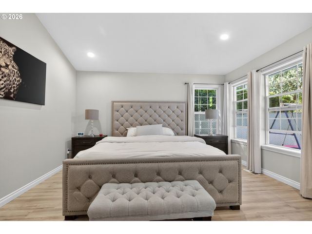 797 Nw WALLULA Ave, Gresham, OR 97030