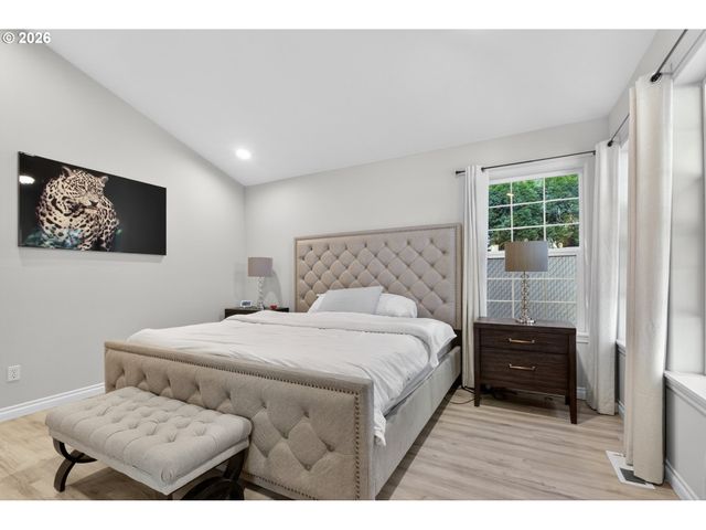 797 Nw WALLULA Ave, Gresham, OR 97030