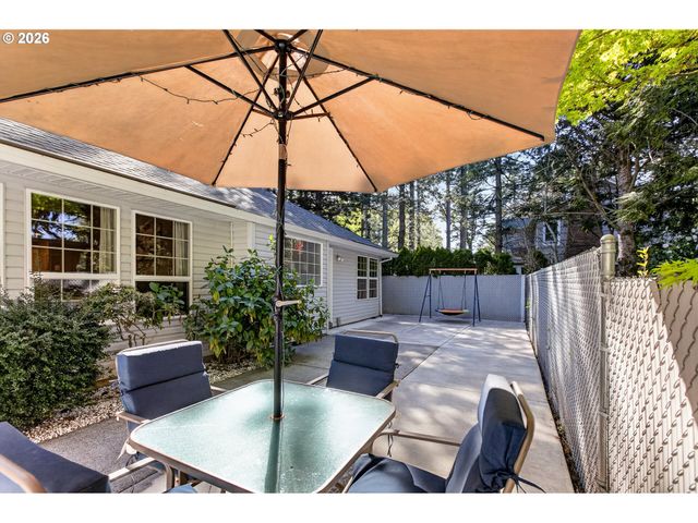 797 Nw WALLULA Ave, Gresham, OR 97030